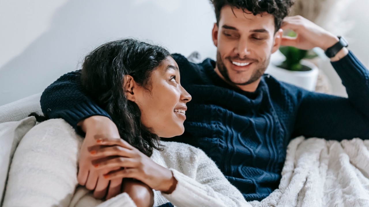 Sharing a Sofa Throw: Why It Never Works With a Standard Size